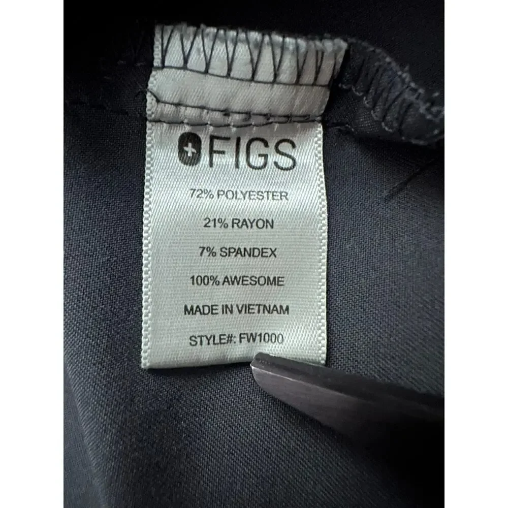 FIGS technical Collection V neck Shirt size XS